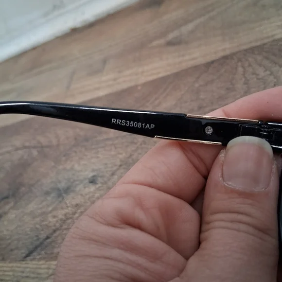 Rinestone Sunglasses - Picture 5 of 5